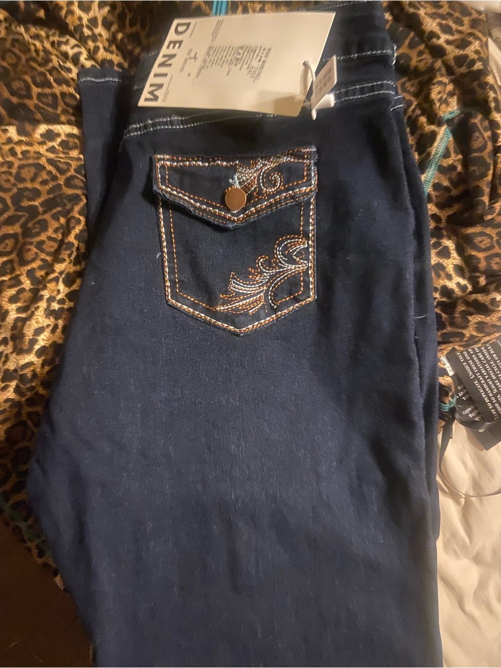 Women’s Dark Blue Denim Jeans with Embroidered Pocket